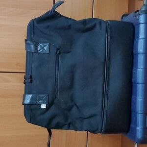 Beis The Mini Weekender Black